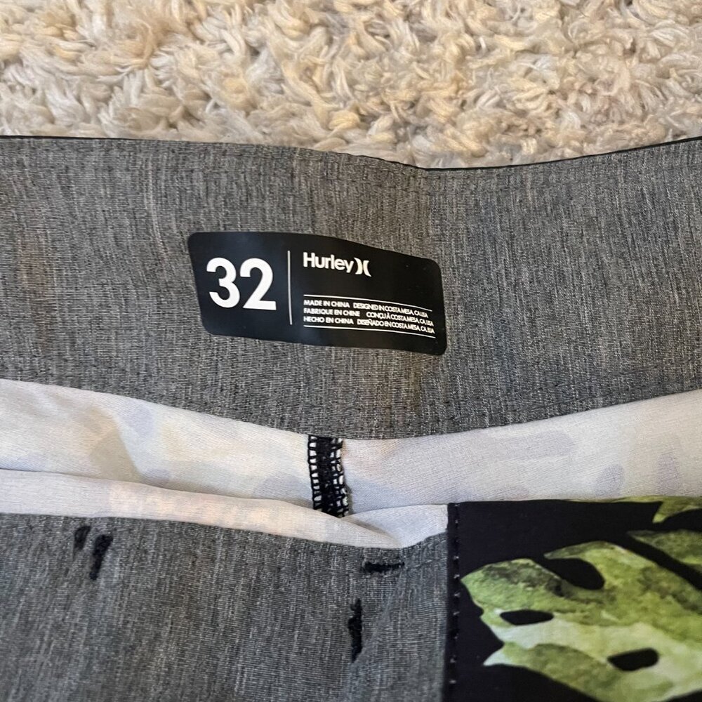 Hurley Phantom Jaguar Print Board Shorts Size 32 Surf Swim - Picture 4 of 10